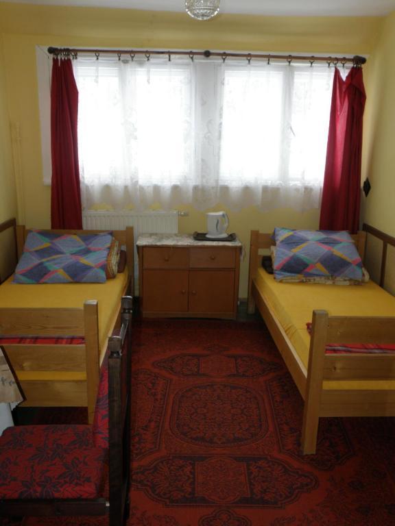 Szkolne Schronisko Mlodziezowe Zloty Widok Hostel Piechowice Kültér fotó